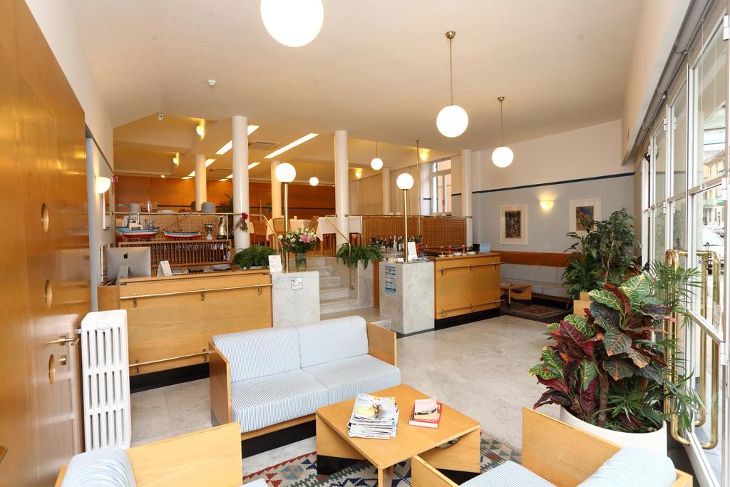 Hotel Genova 3*