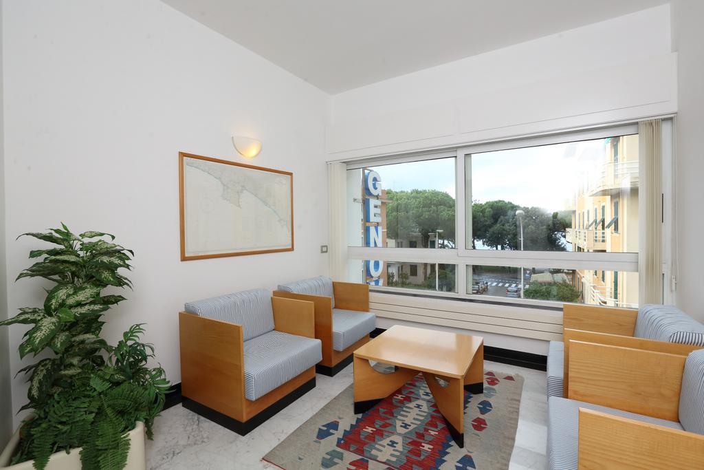 Hotel Genova 3*